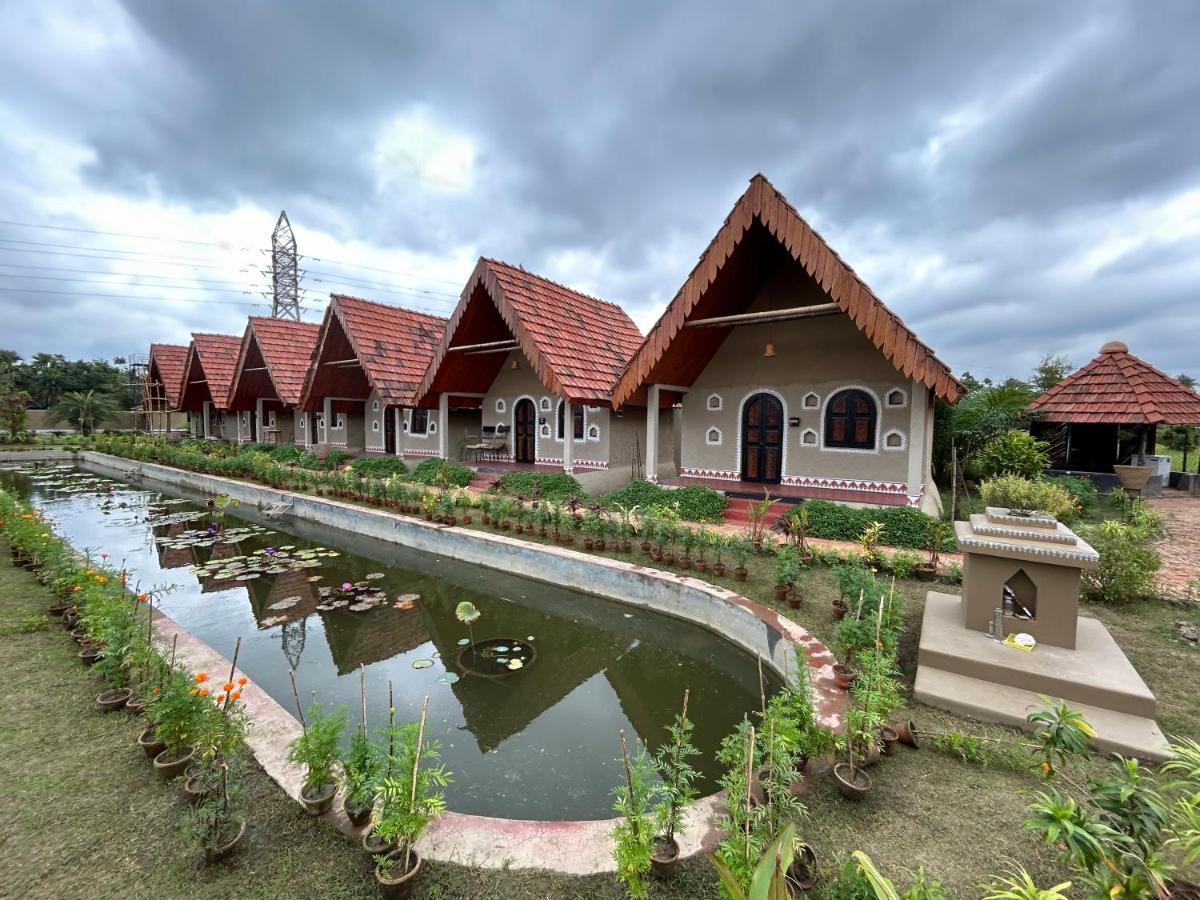 加尔各答 Arshinagar Shilpogram酒店 外观 照片